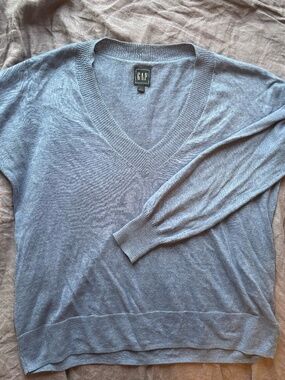 GAP V-neck Blue Knit Sweater